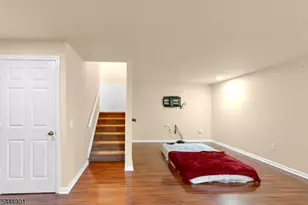 72 Albert Ct, Parsippany, NJ 07054 - Photo 44