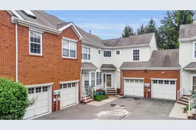 72 Albert Ct, Parsippany, NJ 07054 - Photo 2