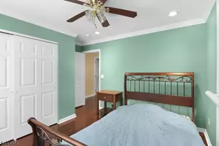 72 Albert Ct, Parsippany, NJ 07054 - Photo 18