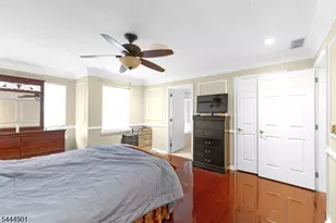 72 Albert Ct, Parsippany, NJ 07054 - Photo 20