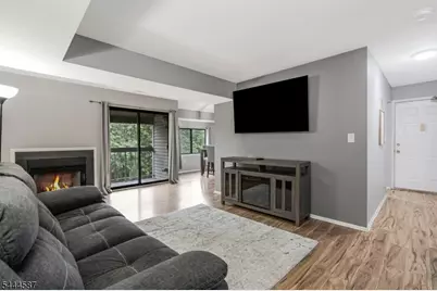 3611 Royce Ct, Hillsborough Township, NJ 08844 - Photo 4
