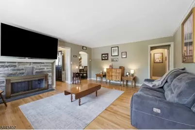 358 Galloping Hill Rd, Roselle Park, NJ 07204 - Photo 4