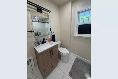 328 Newark Ave, Union Township, NJ 07083 - Photo 16