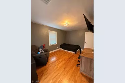 328 Newark Ave, Union Township, NJ 07083 - Photo 14