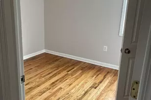 784 S 19th St, Newark, NJ 07104 - Photo 8