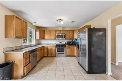 19 Willie St, Haledon, NJ 07508 - Photo 24