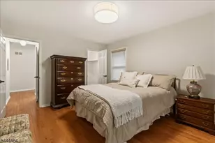 2 Countryside Dr, Bernards Township, NJ 07920 - Photo 12
