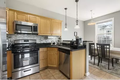 118 George Russell Way, Clifton, NJ 07013 - Photo 8