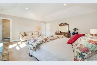 6 Elm St #10, Madison, NJ 07940 - Photo 14
