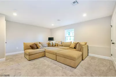 6 Elm St #10, Madison, NJ 07940 - Photo 10
