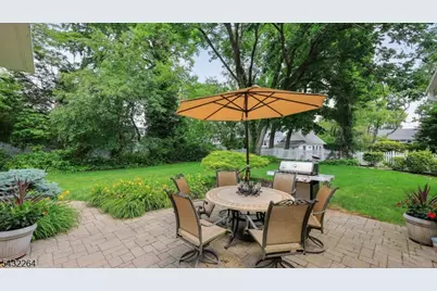 8 Cummings St, Cranford Township, NJ 07016 - Photo 38
