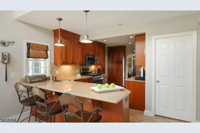 8 Cummings St, Cranford Township, NJ 07016 - Photo 14