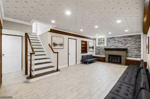 140 N Farview Ave, Paramus, NJ 07652 - Photo 18