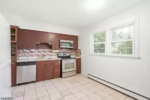 485 Lake Shore Dr, Parsippany, NJ 07054 - Photo 16