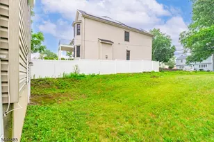 485 Lake Shore Dr, Parsippany, NJ 07054 - Photo 30