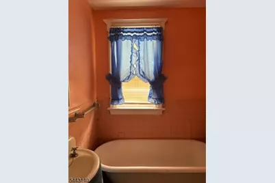 24 Cedar St, Bloomfield, NJ 07003 - Photo 10