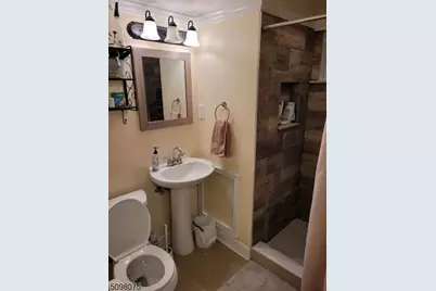 112 Sand Rd, Fairfield, NJ 07004 - Photo 16