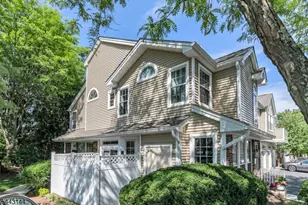 37 High Pond Ln, Bedminster Township, NJ 07921 - Photo 2