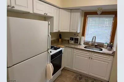 468-470 Mount Prospect Ave #4, Newark, NJ 07104 - Photo 6