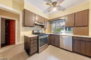 525 Page Terrace, South Orange, NJ 07079 - Photo 4