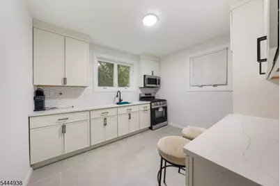 434 Richmond St, Elizabeth, NJ 07202 - Photo 4