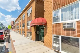 120 32nd St, Union City, NJ 07087 - Photo 1