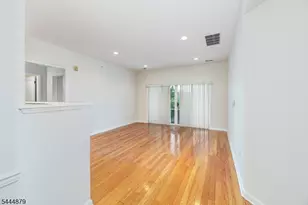 8421 Warren's Way, Wanaque, NJ 07465 - Photo 12