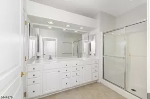 8421 Warren's Way, Wanaque, NJ 07465 - Photo 34