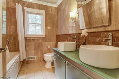 62 Candlewood Dr, New Providence, NJ 07974 - Photo 14