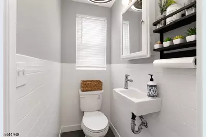 94 Palmer St, Passaic, NJ 07055 - Photo 8
