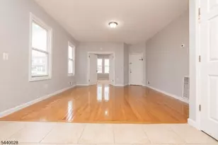 136 Dewey St, Newark, NJ 07112 - Photo 8