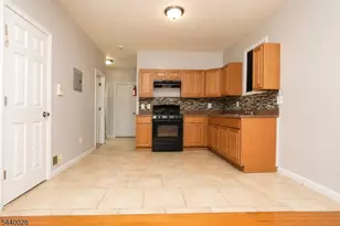 136 Dewey St, Newark, NJ 07112 - Photo 4