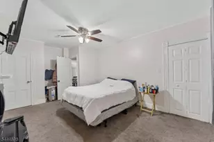 235 Pine St, Elizabeth, NJ 07206 - Photo 16