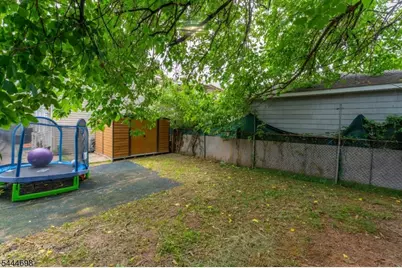 235 Pine St, Elizabeth, NJ 07206 - Photo 28