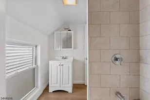 235 Pine St, Elizabeth, NJ 07206 - Photo 20