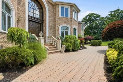 1 Wimbledon Court, Cedar Grove, NJ 07009 - Photo 6