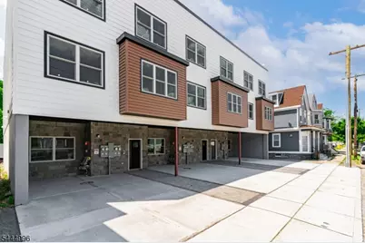 647 S 10th St, Newark, NJ 07108 - Photo 18