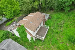 157 W Lindsley Rd, Cedar Grove, NJ 07009 - Photo 34