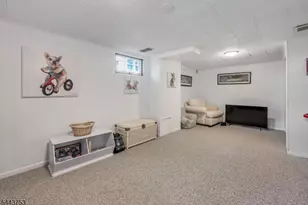 9 Midway Dr, Livingston, NJ 07039 - Photo 22