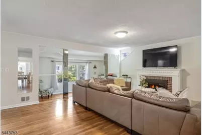 9 Midway Dr, Livingston, NJ 07039 - Photo 6