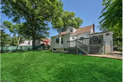 9 Midway Dr, Livingston, NJ 07039 - Photo 28