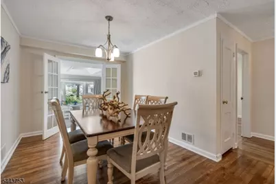 9 Midway Dr, Livingston, NJ 07039 - Photo 10