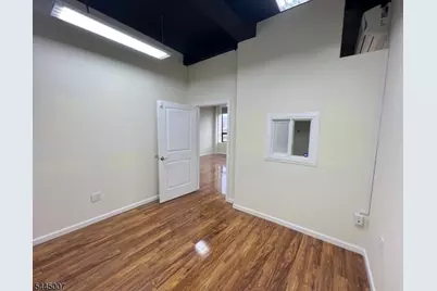 400 38th St, Union City, NJ 07087 - Photo 2