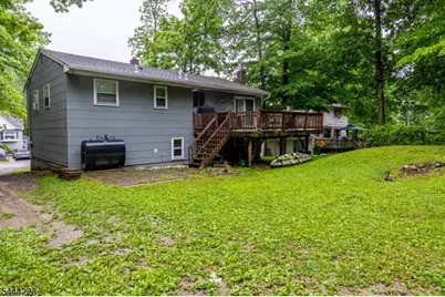 67 Cedar Tree Dr, Vernon, NJ 07422 - Photo 18