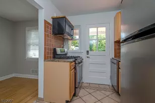 39 Amboy Ave, Metuchen, NJ 08840 - Photo 8