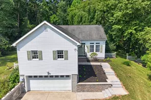 23 Blueberry Hill, Glen Gardner, NJ 08826 - Photo 2
