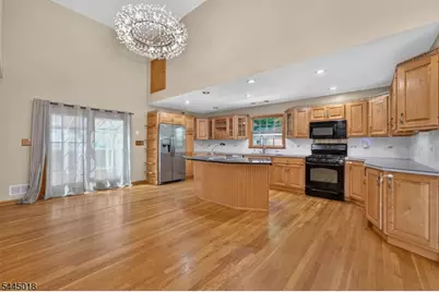 23 Blueberry Hl, Glen Gardner, NJ 08826 - Photo 10