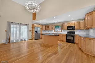 23 Blueberry Hill, Glen Gardner, NJ 08826 - Photo 10