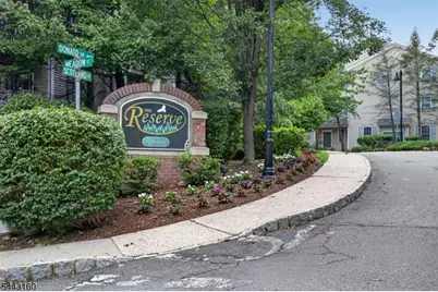 506 Donato Cir, Scotch Plains Township, NJ 07076 - Photo 36