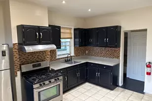 38 W Avon Ave, Irvington, NJ 07111 - Photo 4